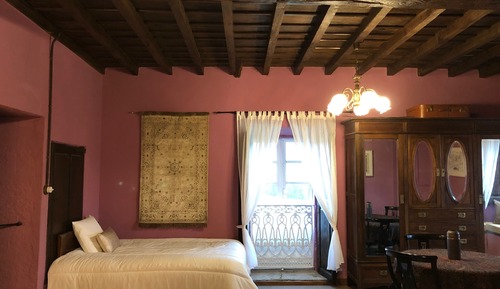 Junior Studio Suite