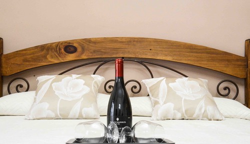 Classic Double or Twin Room, Partial Sea View