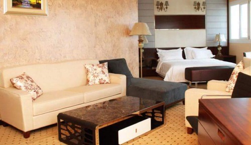 Executive Suite