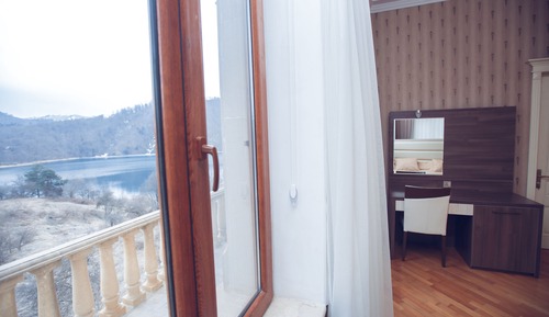 Kapaz - One bedroom Suite lake view