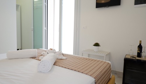 Comfort Double Room (kalinifta room 215)