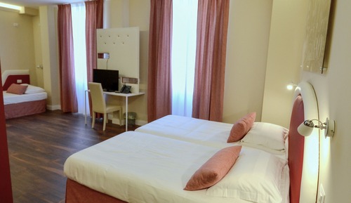 Superior Triple Room