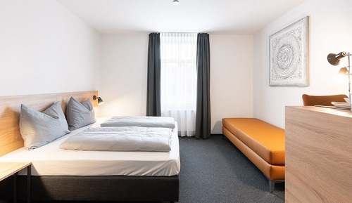 Studio-Apartment (3 Adults)