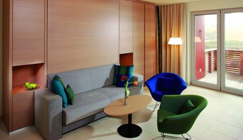 Economy Studio