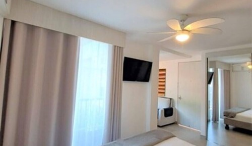 Deluxe Studio Suite