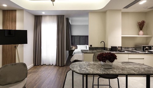 Deluxe Apartment, Courtyard View (R1)