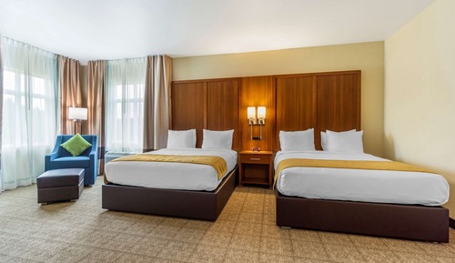 Suite, 2 Queen Beds, Non Smoking