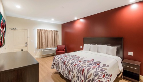 Superior Room, 1 King Bed (Smoke Free)