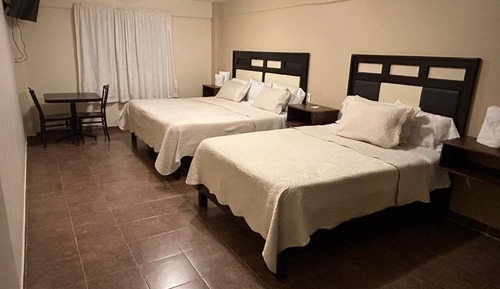 Family Room, 1 Bedroom