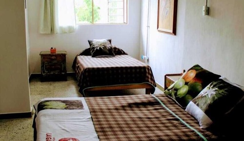 Double Room, 2 Double Beds (Cereza)