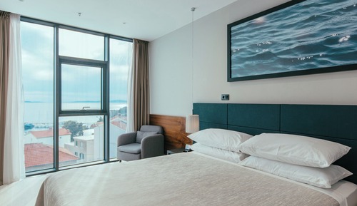 Senior Suite, Sea View
