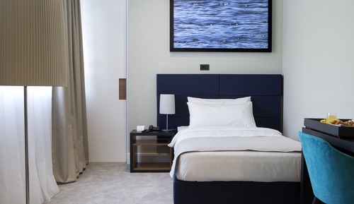 Classic Single Room, Accessible, Courtyard View