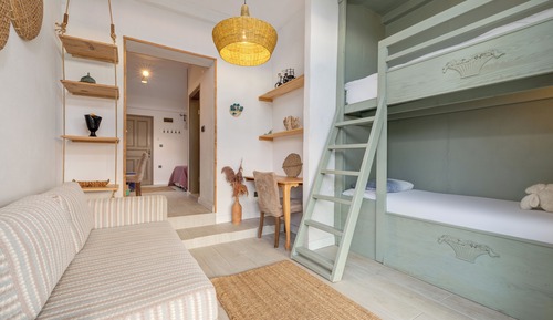 Deluxe Shared Dormitory