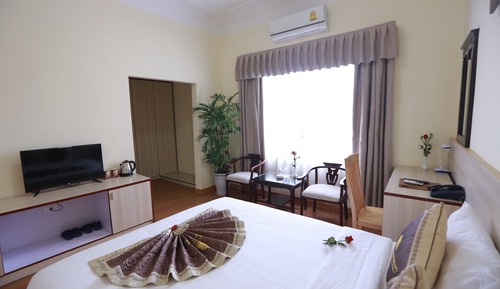 Superior Double Room, 1 Queen Bed, Smoking, Refrigerator