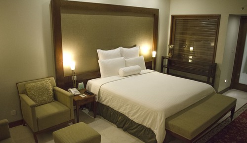 Deluxe King Room
