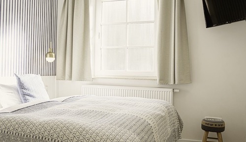 Double Room (Schattschneider)