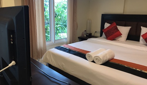 Deluxe Sweet Room with Balcony 