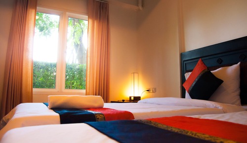 Standard Twin Room