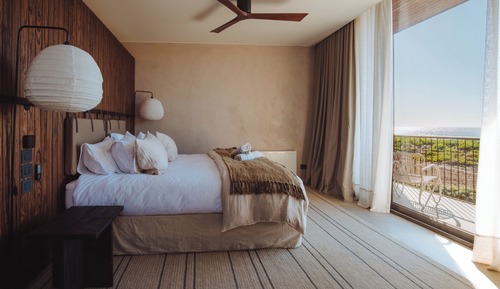 Premium Room