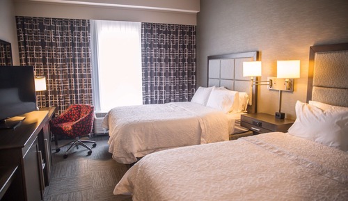 Room, 2 Queen Beds, Accessible, Non Smoking (Hearing)