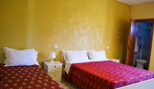 Triple Room, Balcony, Garden View