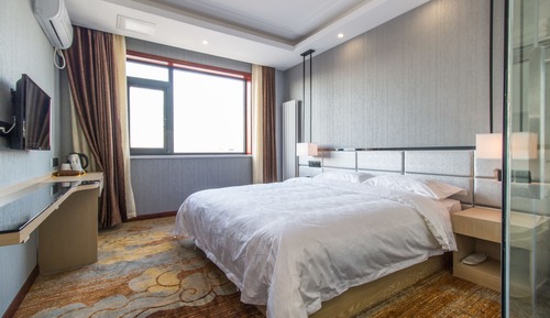 Superior King Room 