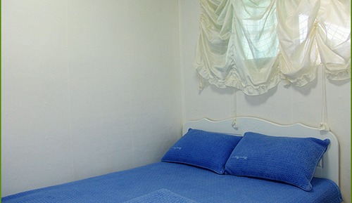 Family Bed Room