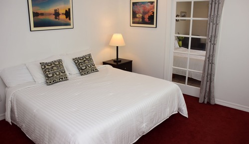 1 Bedroom Suite A