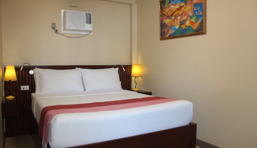 Standard Room, 1 Queen Bed