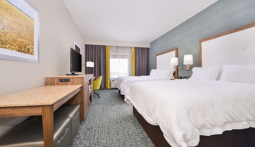 Room, 2 Queen Beds, Refrigerator & Microwave