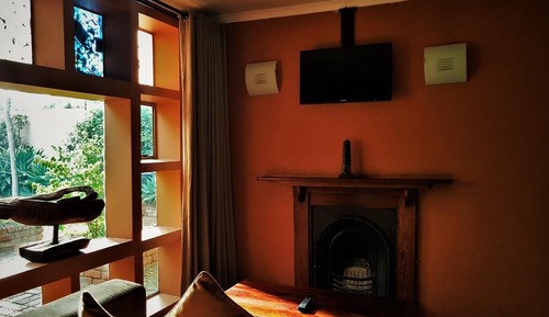 Family Room, 1 Bedroom