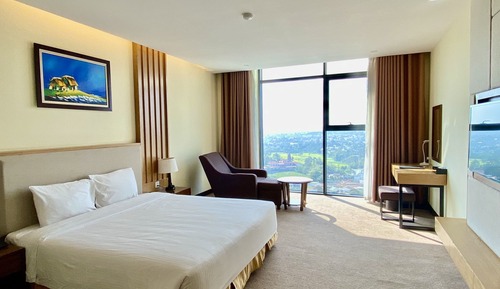 Deluxe King Room
