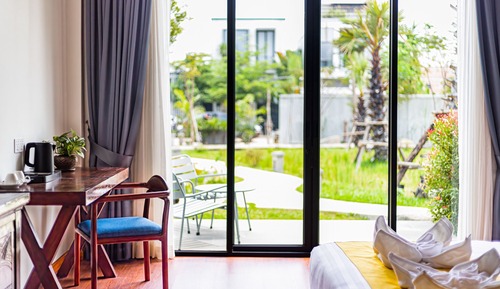 Premier Suite, Balcony