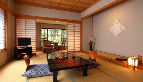 Japanese-Style Deluxe Room