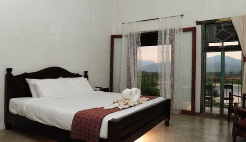 Basic Room, 1 Double Bed, Mountain View