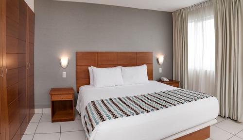 Standard Room, 1 King Bed, Non Smoking