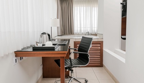 Junior Suite, 1 King Bed, Non Smoking