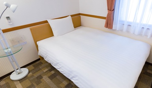 Standard Single Room, Smoking