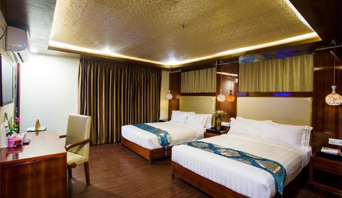Family Suite, City View