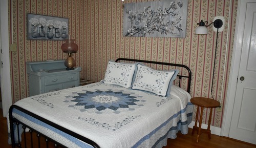 Comfort Room, Private Bathroom (Rolling Meadows)