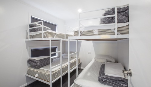 Luxury Cabin, 3 Bedrooms, 2 Bathrooms