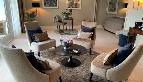 Signature Suite
