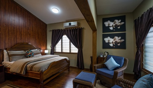 Executive Suite
