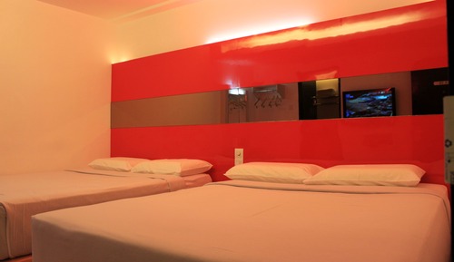 Family Room, 1 Bedroom