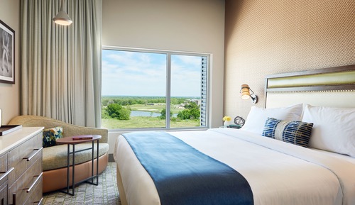 Premium Room, 1 King Bed (Mobility Accessible, Roll-In Shower)