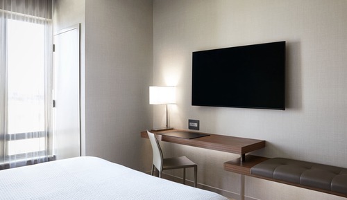 Room, 1 King Bed with Sofa bed, Non Smoking, City View (Hearing Accessible)