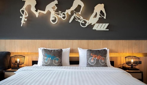 Deluxe Double Room, Pool View