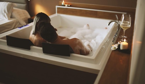Romantic Studio Suite