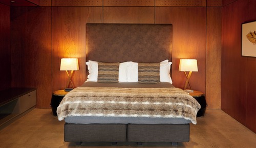 Lodge Suite