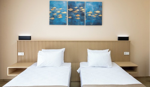 Standard Twin Room, City View